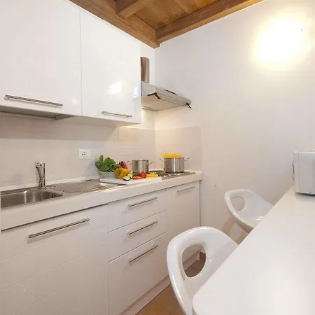Residenza Le Due Torri Aparthotel